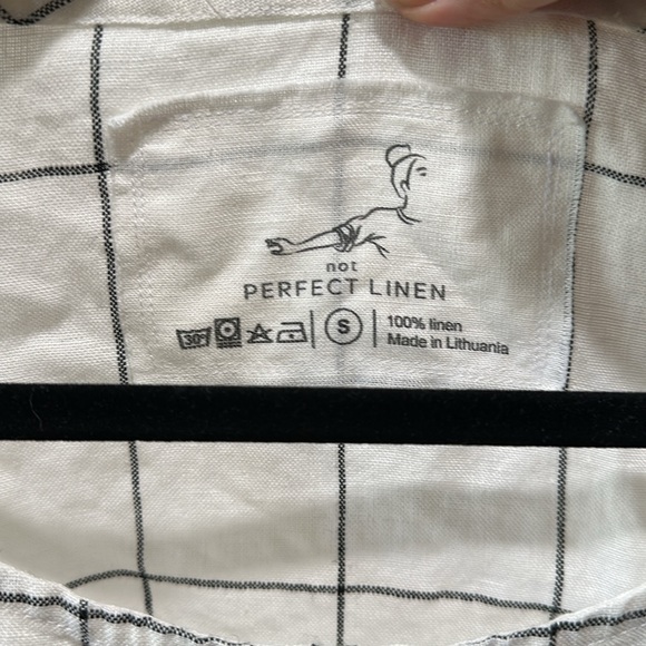 NWOT not perfect linen Vienna sleeveless top - Picture 2 of 8